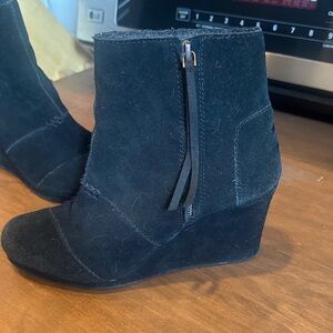 Toms Black Suede Wedge Ankle Boots